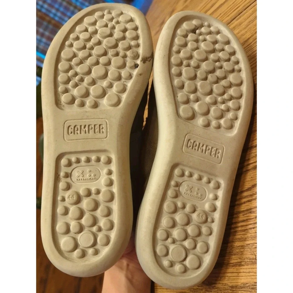 Camper pelotas taupe